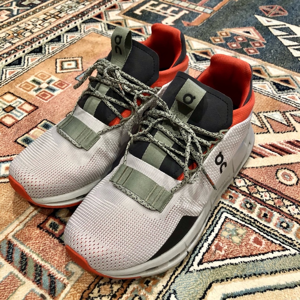 On-Running Cloudnova Men’s Sz 7